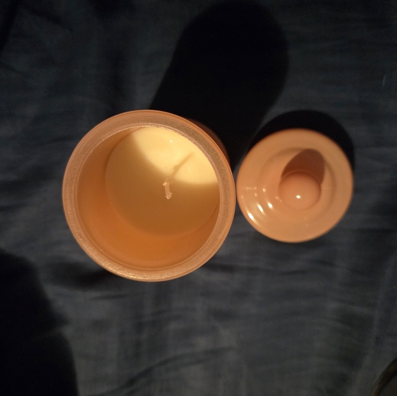 Brand New Spring Candle Set - Picture 3 of 5